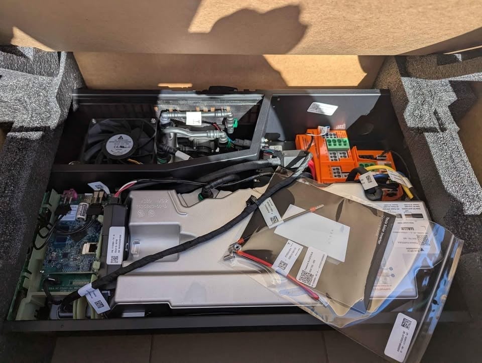 Tesla 1538000-45-B solar inverter assembly with Site Controller